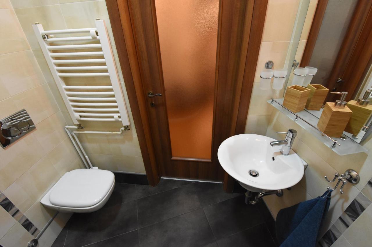 Ferienwohnung Charming Flat With Soul Belgrad Exterior foto